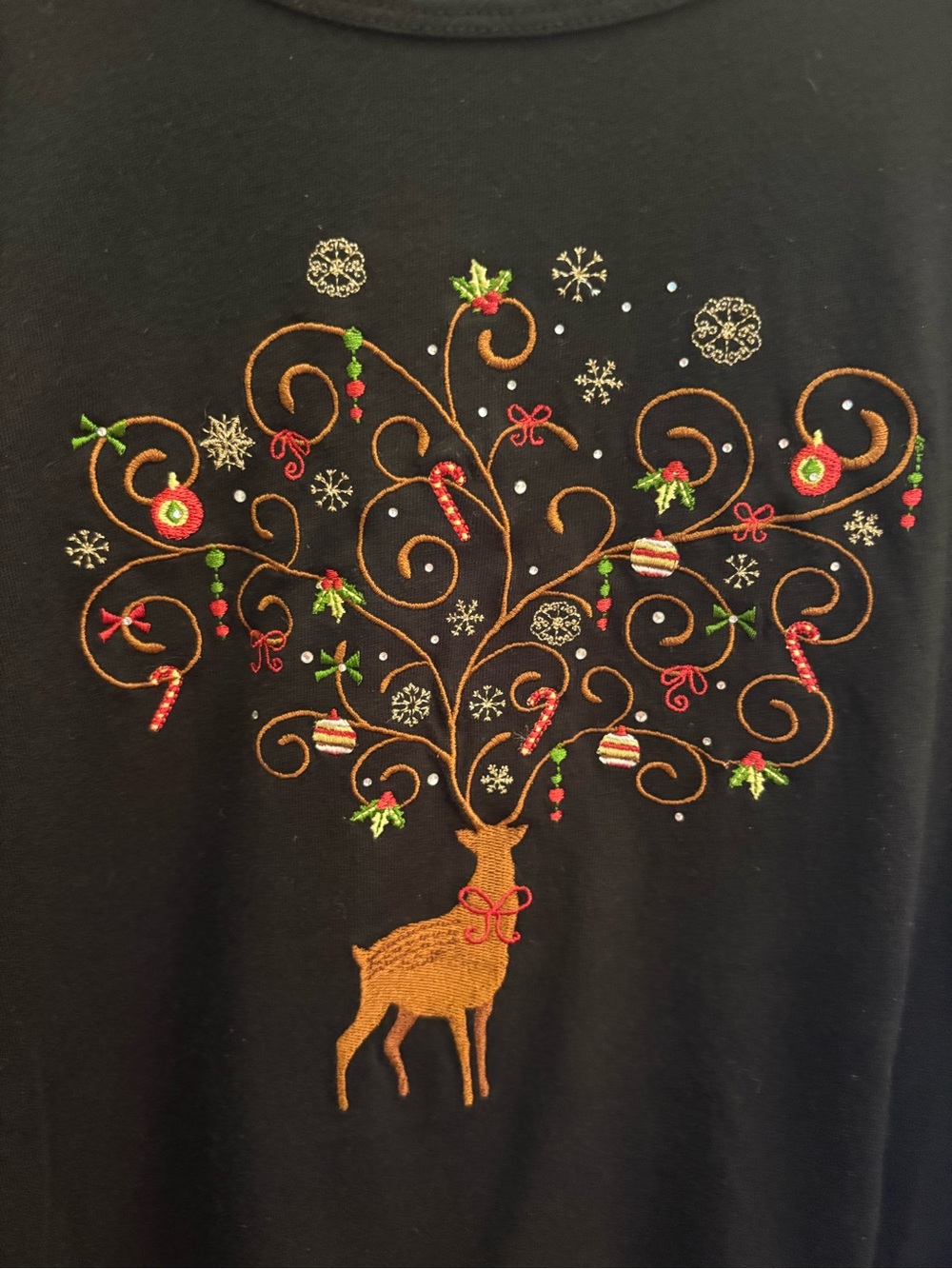 Poppagallo Black Long-Sleeve Reindeer Christmas Graphic Tee